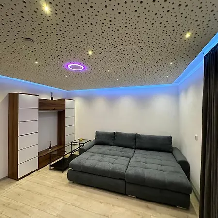 شقة Modern Neuburg D - - 2 Zimmer, Parkplatz, Balkon, Wi-fi, 2 Tv, Dusche, Kueche نوبورغ آن دي دوناو