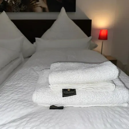 Modern Neuburg D - - 2 Zimmer, Parkplatz, Balkon, Wi-fi, 2 Tv, Dusche, Kueche Neuburg an Der Donau
