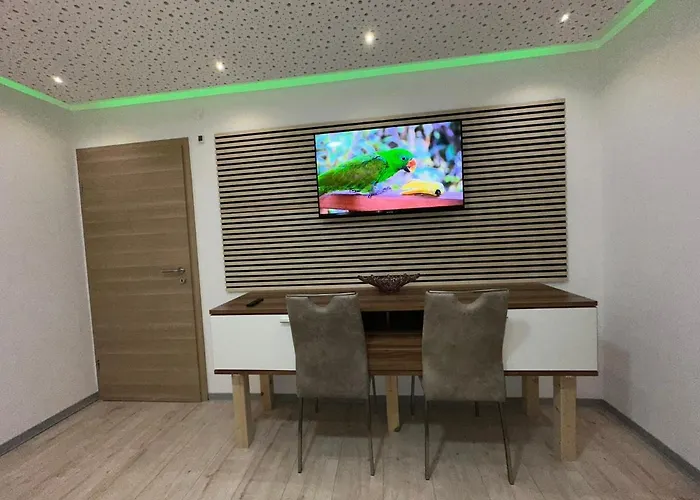 Appartement Modern Neuburg D - - 2 Zimmer, Parkplatz, Balkon, Wi-fi, 2 Tv, Dusche, Kueche *