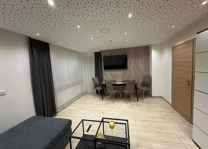 Appartement Modern Neuburg D - - 2 Zimmer, Parkplatz, Balkon, Wi-fi, 2 Tv, Dusche, Kueche *