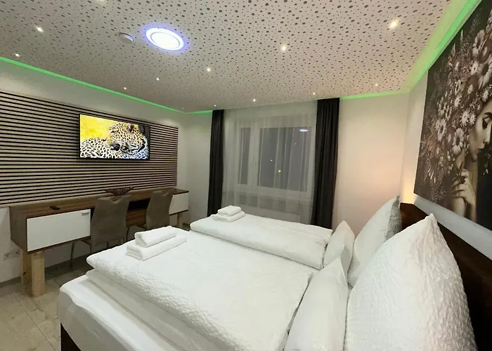 Modern Neuburg D - - 2 Zimmer, Parkplatz, Balkon, Wi-fi, 2 Tv, Dusche, Kueche Appartement Neubourg-sur-le-Danube